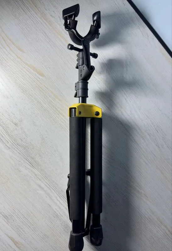 Профессиональная стойка для скрипки/альта Hercules (Auto-Grip) — фото 2