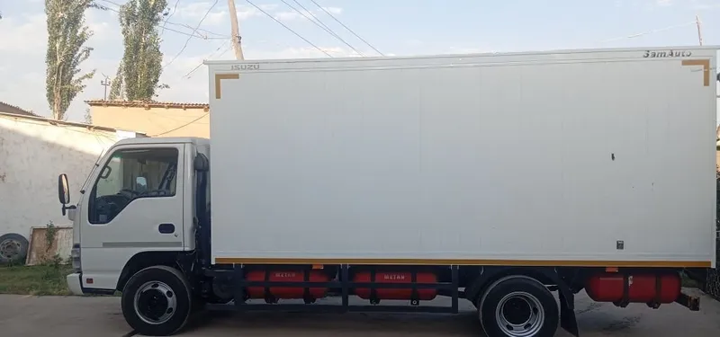 Isuzu, 2017 год, шины новые 4 Isuzu, 2017 год, шины новые 4