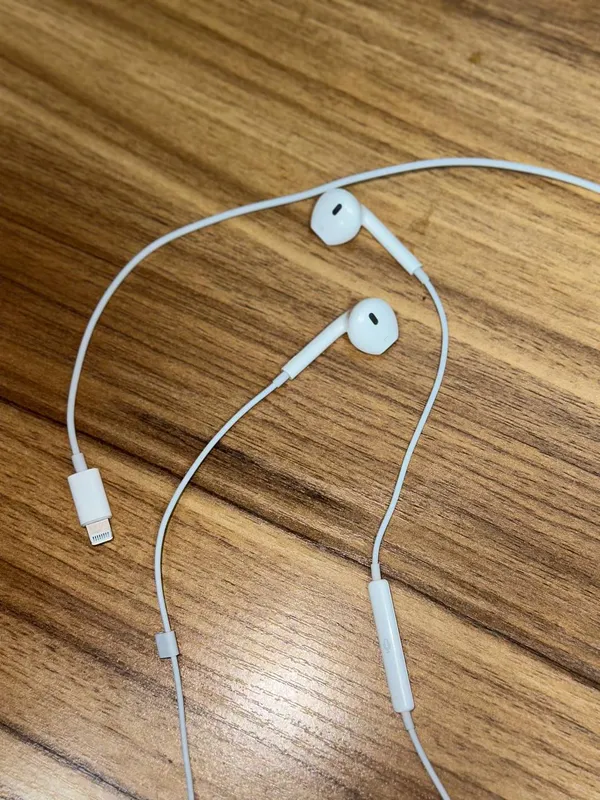 Apple Lightning Original, 2 ҳафта ишлатилган 1
