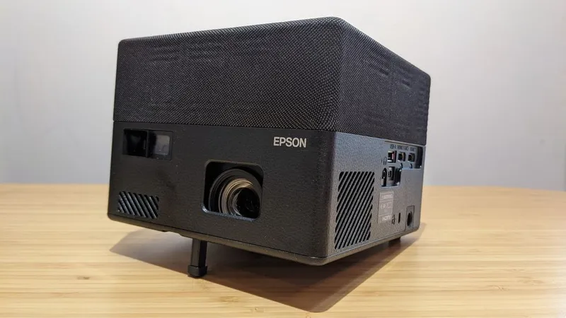 Проектор EPSON e12 laser full hd — фото 2