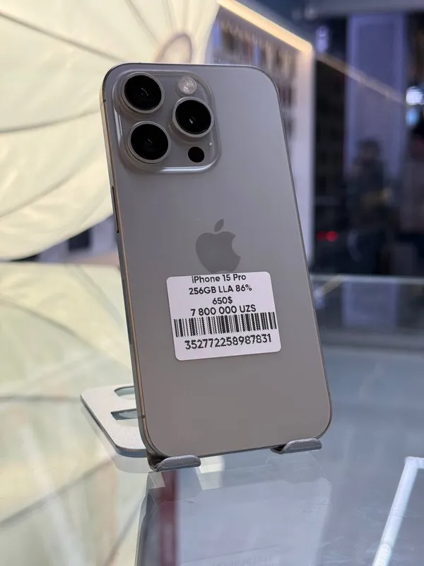 iPhone 15 Pro iPhone 15 Pro