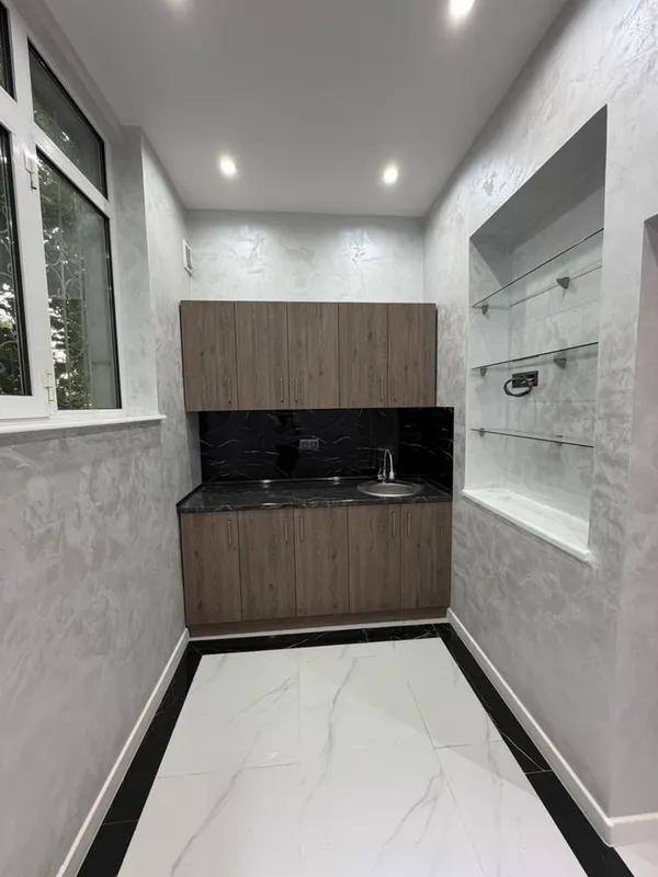 стадион Старт | 160кв - нежилое помещение вдоль дороги Продажа — фото 4