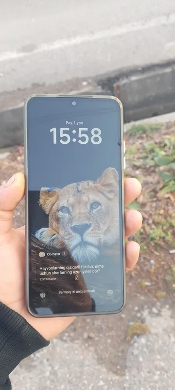 телефон 128 ГБ 1