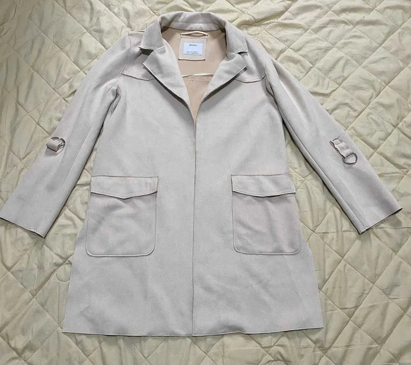 Легкое пльто из замши Bershka подходит до M