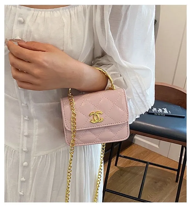 Mini sumka Chanel