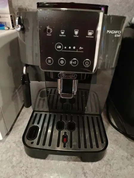 Кофемашина DeLonghi Magnifica Start ECAM220.22.GB ! Отличное качество! — фото 3