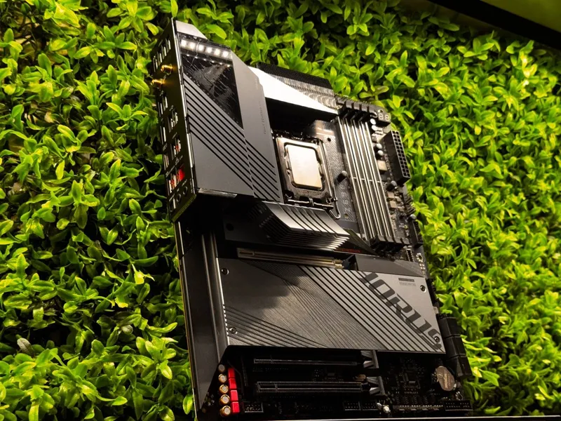 Комплект AORUS Z690 ULTRA + i7 12700K 2