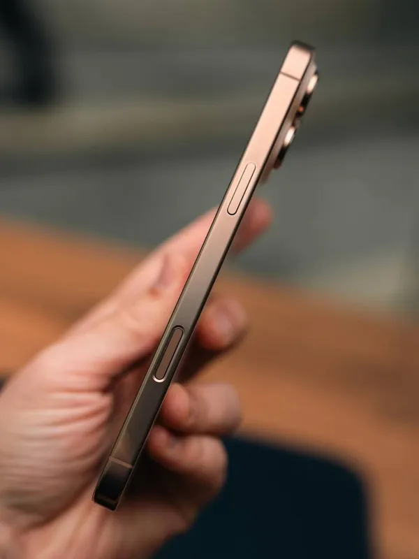 iPhone 16 Pro Max Desert Titanium 256gb 2 iPhone 16 Pro Max Desert Titanium 256gb 2