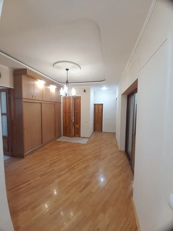 4 xonali kvartira, 170 m2, Mirzo Ulug'bek 2 4 xonali kvartira, 170 m2, Mirzo Ulug'bek 2