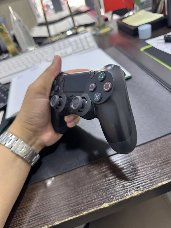 Джостик ps 4 га б/у 2 Джостик ps 4 га б/у 2