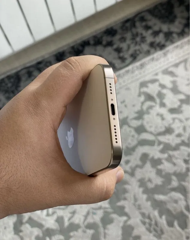 Iphone 16 pro max 256 GB 2 Iphone 16 pro max 256 GB 2
