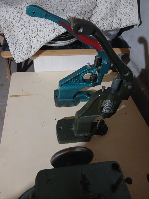 press stanok teshuvchi