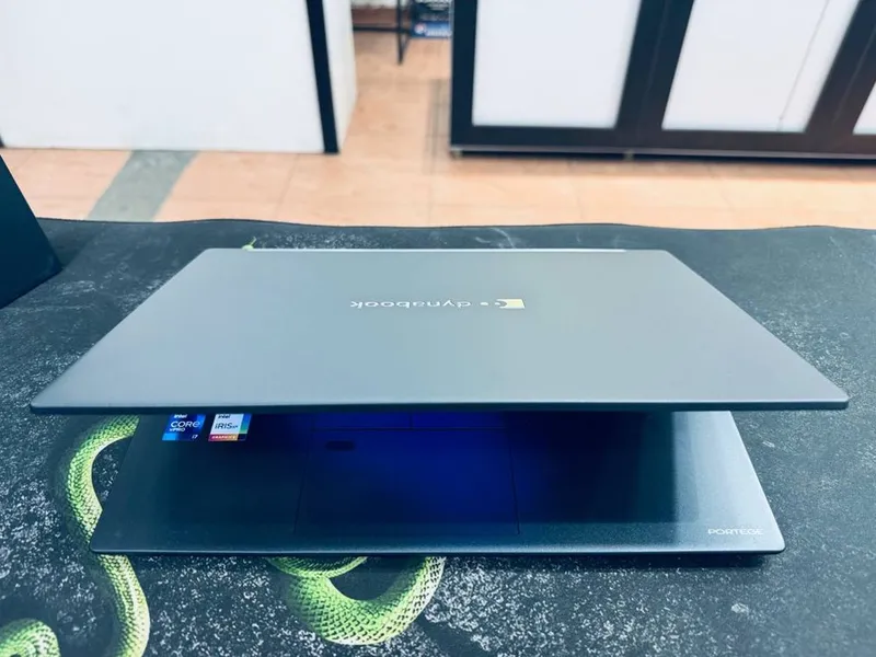 Laptop Dynabook Core i7-1185G7 8GB 256GB — фото 3