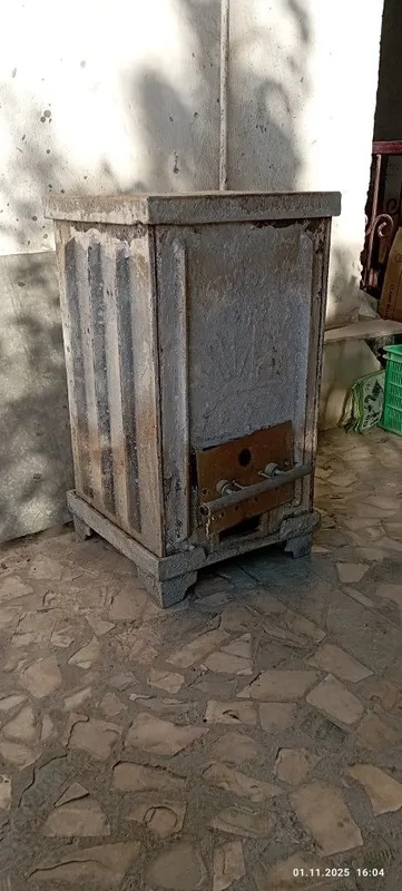 Печка чугунная..