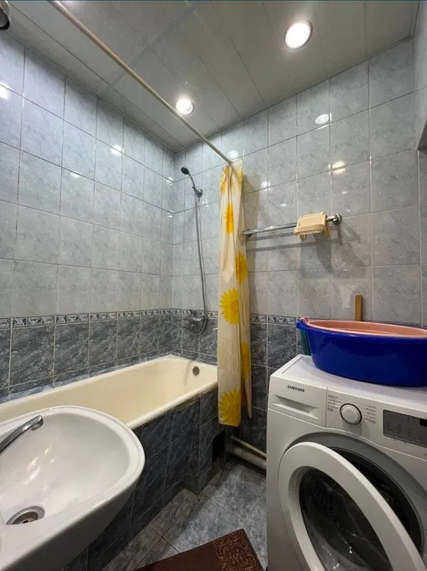 2 xonali kvartira sotiladi, mo‘ljal: BIY metro 6 2 xonali kvartira sotiladi, mo‘ljal: BIY metro 6
