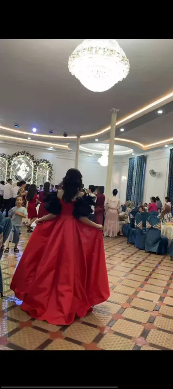 koʻylak sotiladi narxi 500 ming soʻm