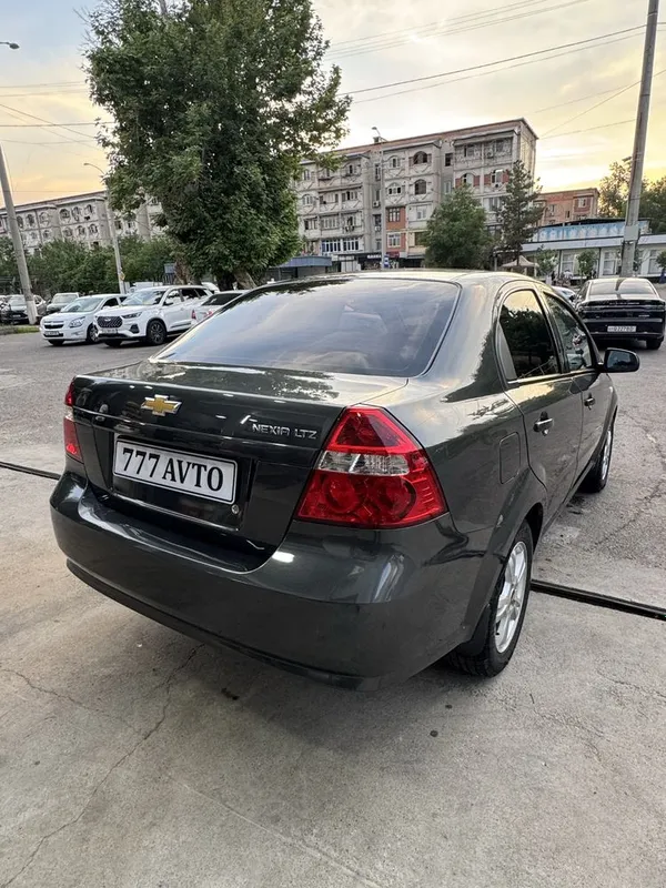 Нексия 4 Автомат 2022 йил Тоза — фото 2