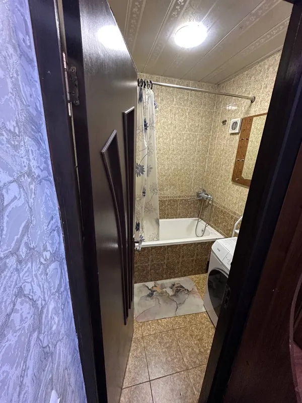 Квартира ижарага берилади 1- етаж 3 хонали, срочно — фото 1