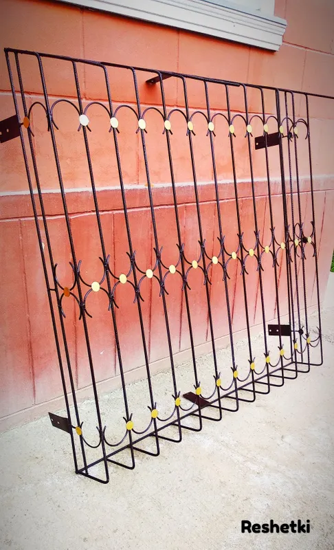 Решетки на окна железные — фото 4
