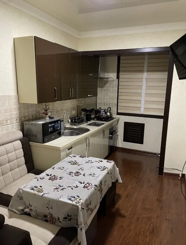3-комнатная квартира, 70 м2, Мирабад 7