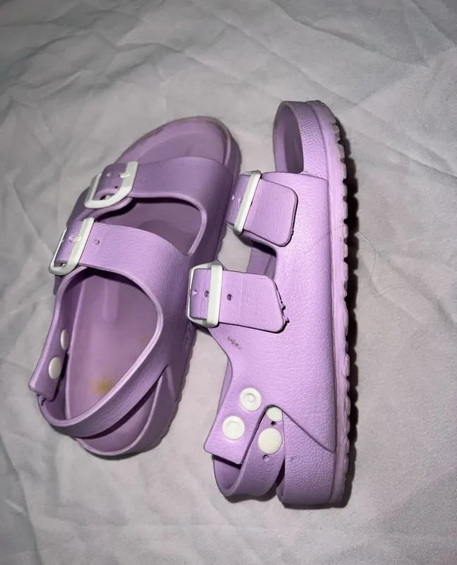 Bolalar oyoq kiyimi, shippaklar, sandallar, mayka 6 Bolalar oyoq kiyimi, shippaklar, sandallar, mayka 6