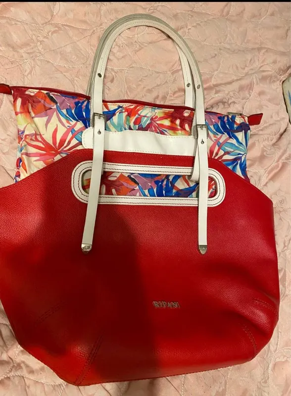 Продаеться сумка dkny