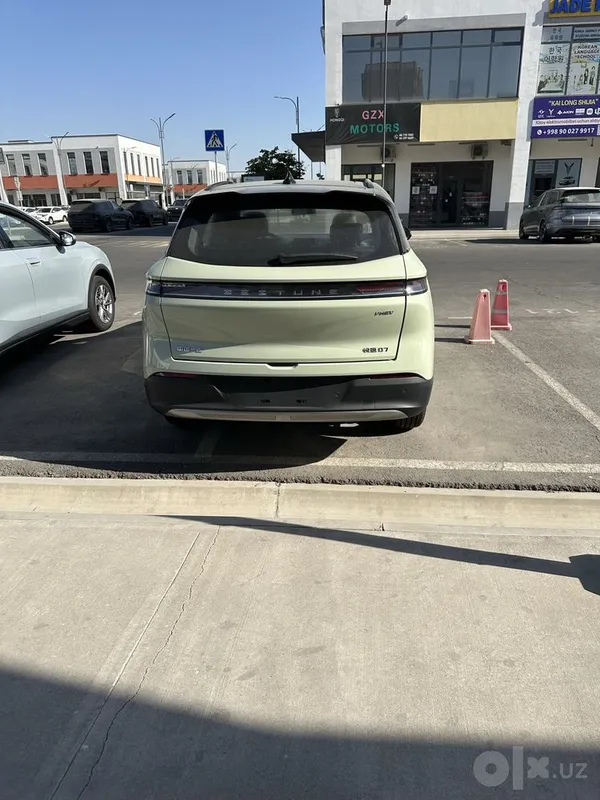 Betune yueyi 07 gibrit 1.500km zapasxod 4 Betune yueyi 07 gibrit 1.500km zapasxod 4