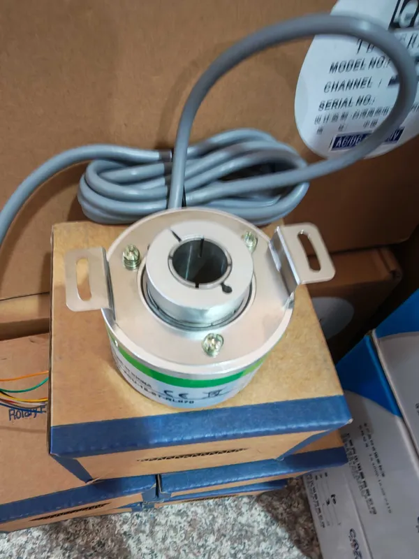 Энкодер двигателя для башенного крана и подъёмника Encoder 1024 PPR 3