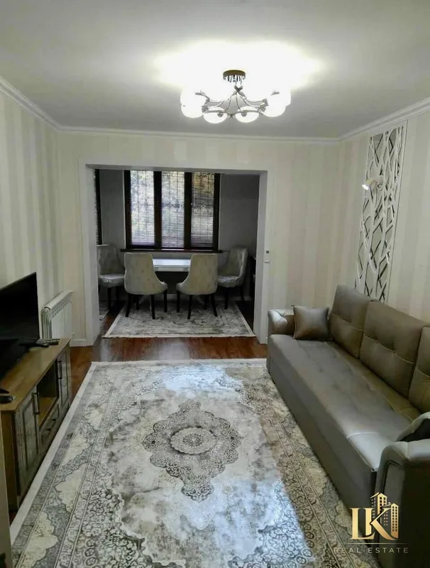 2 xonali kvartira sotiladi, 51 m², 2/4, Yakkasaroy tumani (Kosmonavtlar metro bekati) 1
