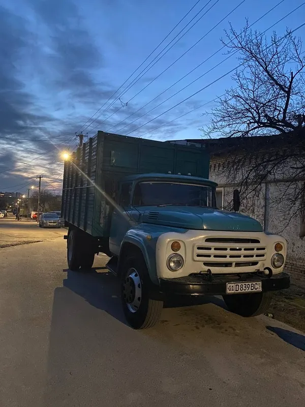 Zil 130 sotiladi 2