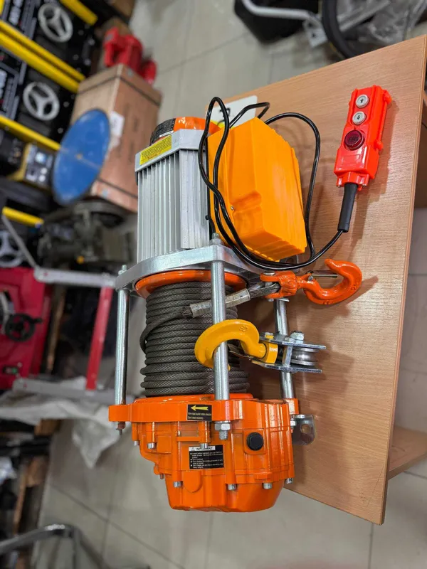 Тельфер электрический 1250/2500 кг 30М 220В 3