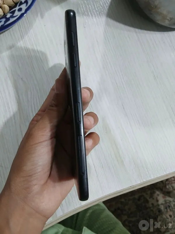 Samsung J6 Holati o'rta 3 Samsung J6 Holati o'rta 3