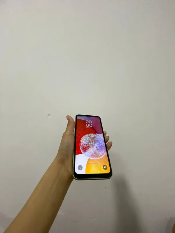 Sotiladi samsung galaxy A14 4 Sotiladi samsung galaxy A14 4