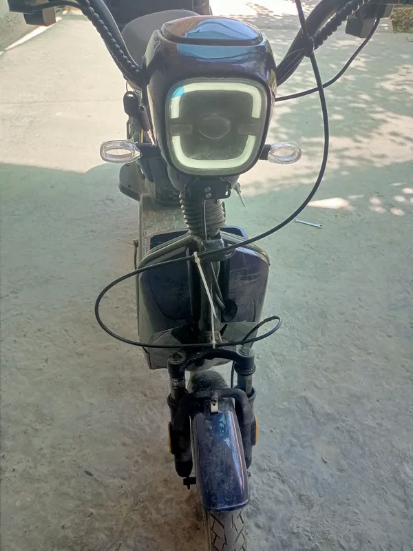 скутер 8