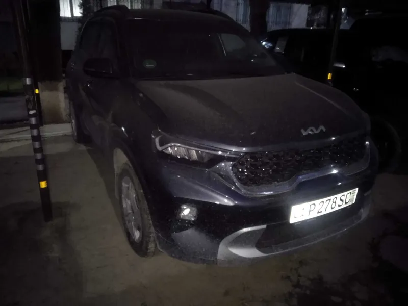KIA Sonet 2 позиция