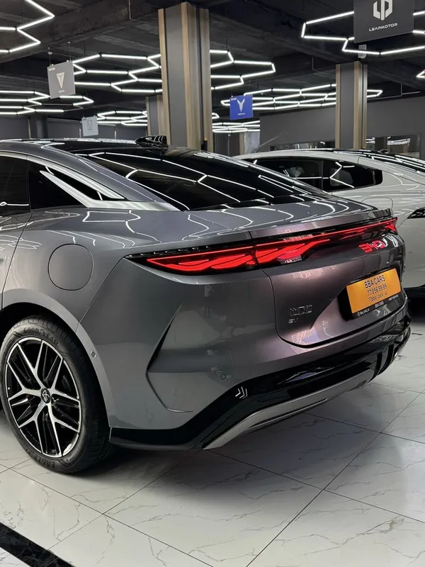BYD Han L Xan L 2 AWD 2 BYD Han L Xan L 2 AWD 2