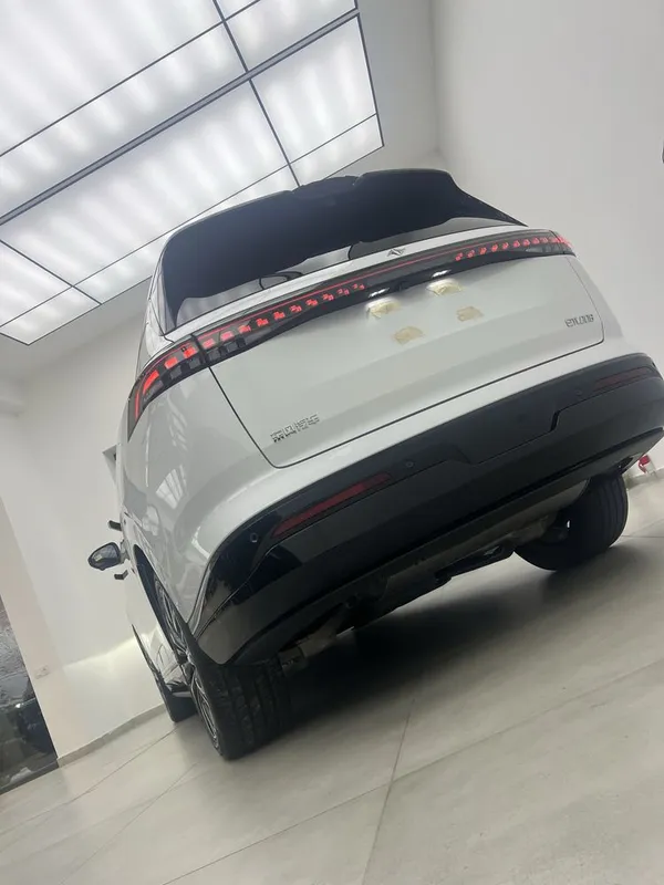 Dongfeng 008 Restailing Gibrid 5 Dongfeng 008 Restailing Gibrid 5
