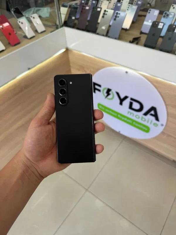 Samsung z fold 5