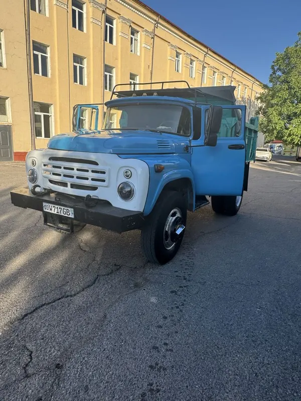 ZIL 1989 yil Sotiladi 2 ZIL 1989 yil Sotiladi 2