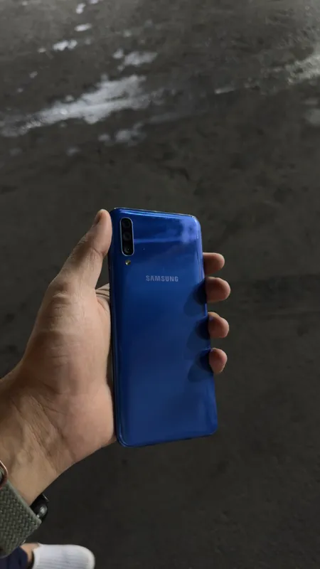 samsung a50 sotiladi — фото 1