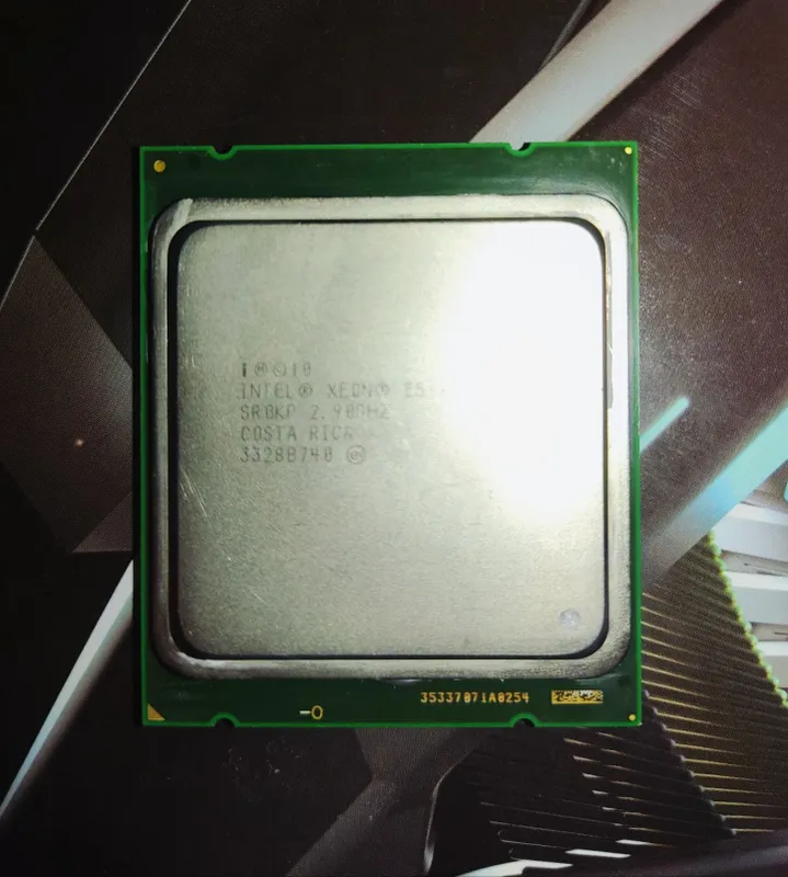 Комплект Intel®Xeon E5 - 2667 2.90GHz +X79v2 +16Gb ОЗУ +БП Zalman 500w 2 Комплект Intel®Xeon E5 - 2667 2.90GHz +X79v2 +16Gb ОЗУ +БП Zalman 500w 2