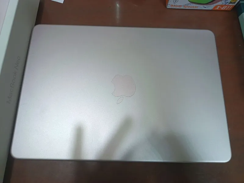 Ноутбук Macbook Neo 8/512GB — фото 4