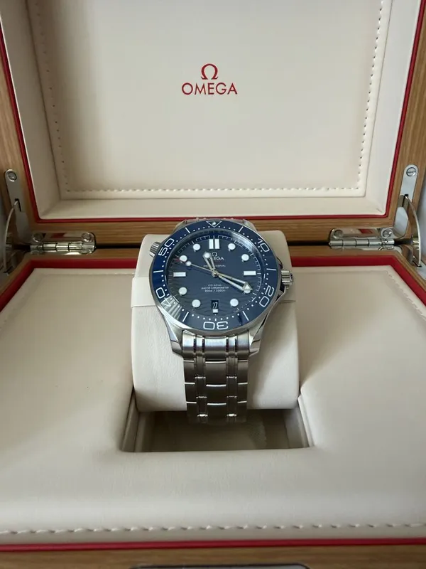 Omega Seamaster Diver 300 42mm blue — фото 1