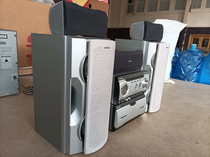 sony sentr sotiladi 3 sony sentr sotiladi 3