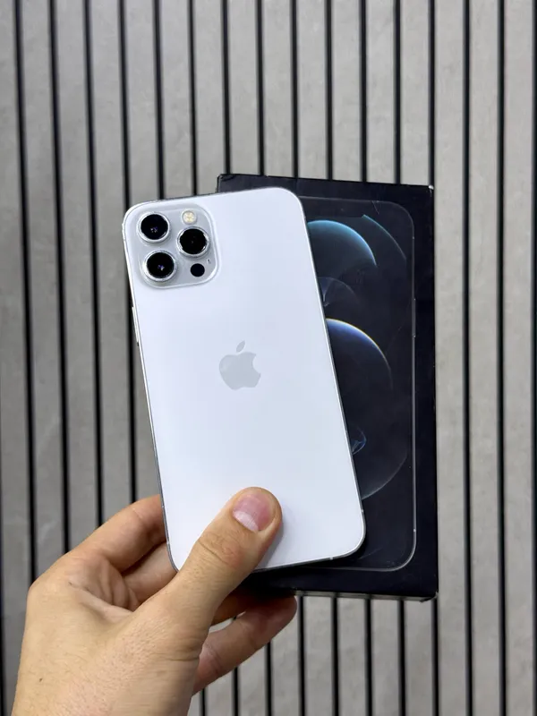 iPhone 12 Pro Max (sotildi)