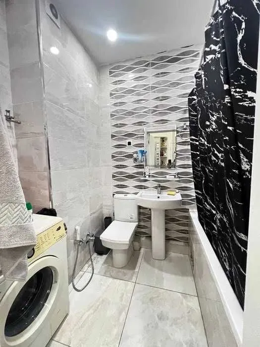 СДАЕТСЯ СЕМЬЯМ ЕВРОДВУШКА! 58м2| ул Бабур, Next Mall. 374* — фото 6