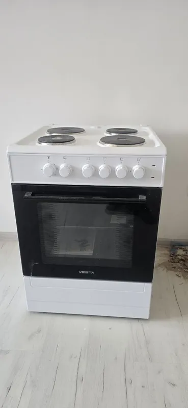 toʻliq elektr oshxona plitasi (duxovkali elektroplita)