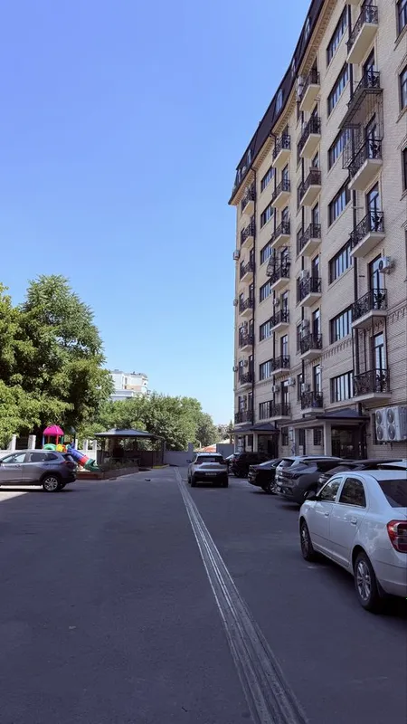 Сдается в аренду 7 комнатная квартира на Дархане 1