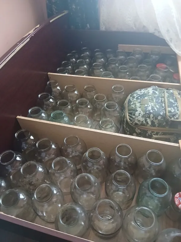 Banka sotiladi holati yaxshi 2
