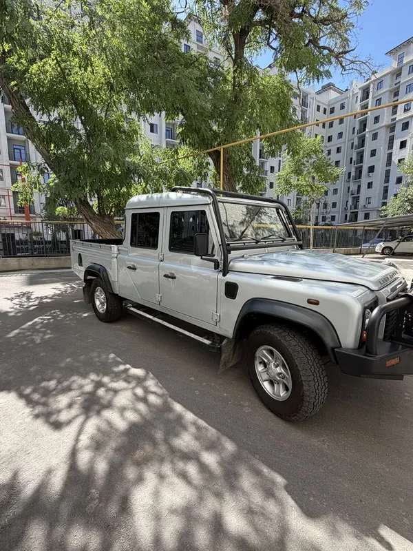 Land Rover DEFENDER 110 Crew Cab продается — фото 1 Land Rover DEFENDER 110 Crew Cab продается — фото 1